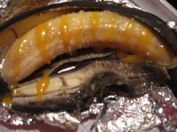 Przepis  banany z grilla w sosie toffi przepis