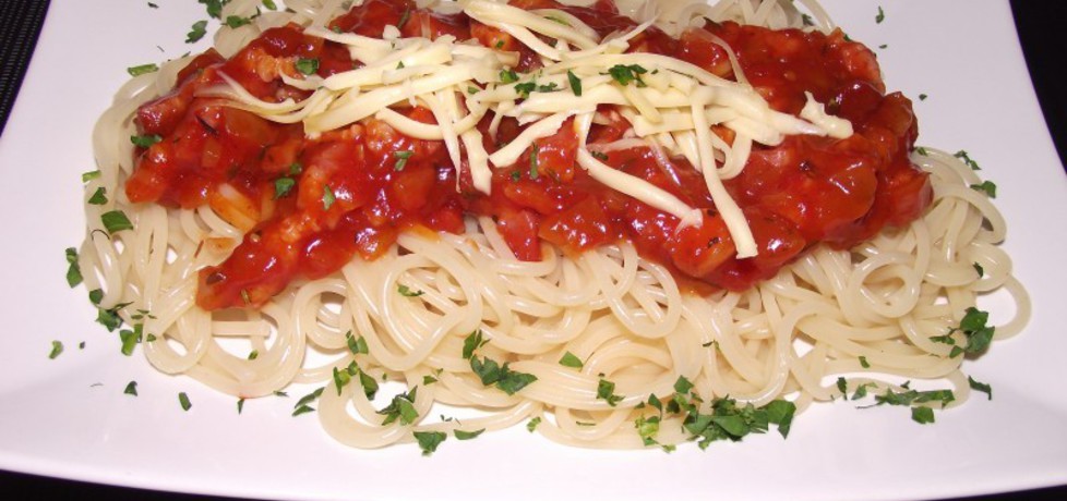 Spaghetti z boczkiem w sosie pomidorowym (autor: konczi ...
