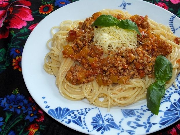 Przepis  domowe spaghetti w wersji z cukinią przepis