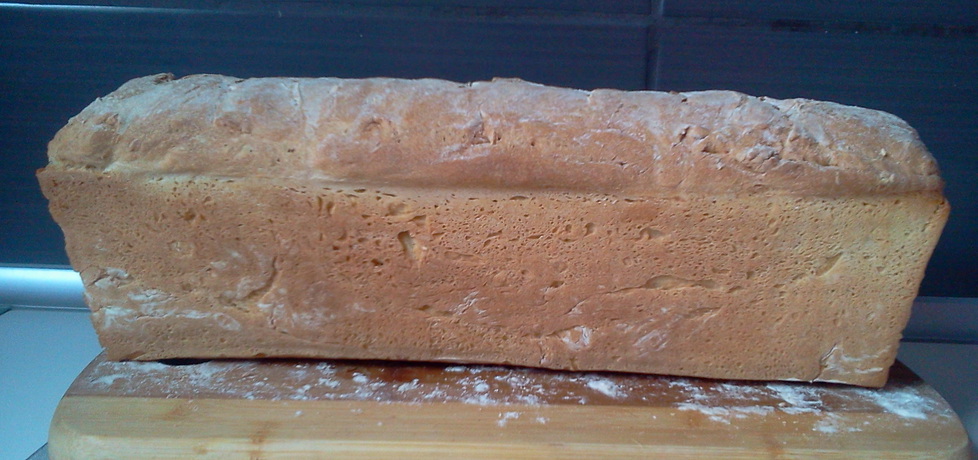 Chleb duży pszenny z mąki 750 (autor: caroll1989)