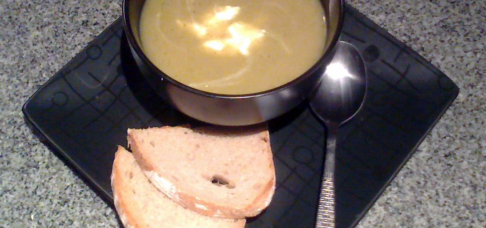 Zupa krem z brokuła z fetą (autor: niki22)