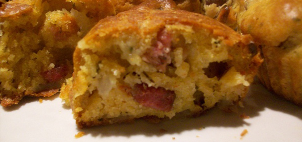 Ostre muffiny z kabanosem (autor: tessinka)