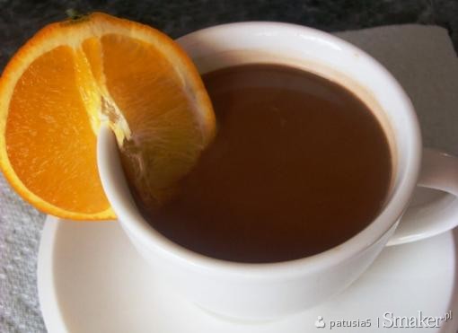 Czekoladowa kawa z nutką pomarańczy