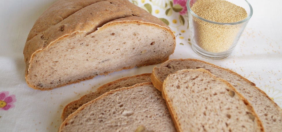 Chleb drożdżowy z mąką amarantusową i orzechami (autor: alexm ...