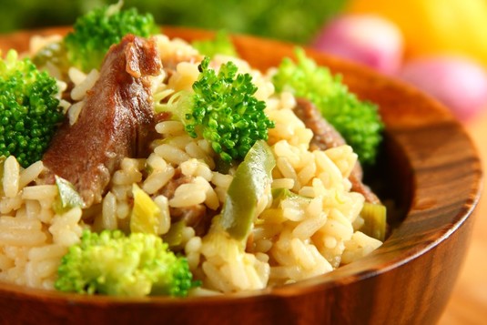 Ryż z mięsem i warzywami