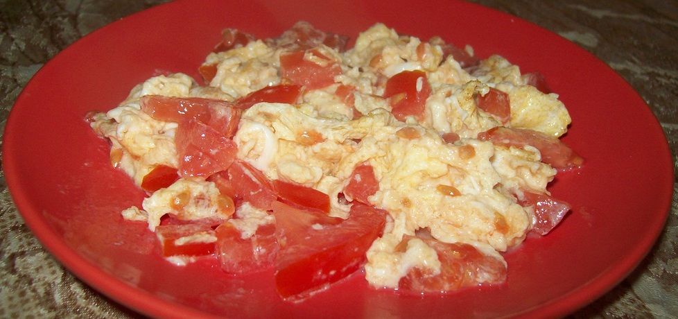 Jajecznica z pomidorami i zieloną cebulką (autor: szarrikka ...