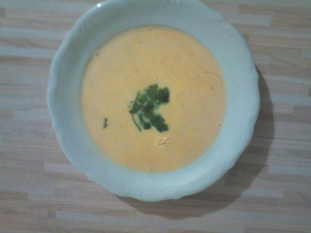Błyskawiczna zupa serowa (serowe)