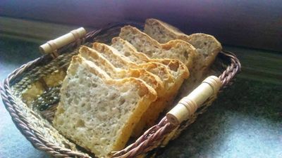 Pszenny chleb z ziarnami