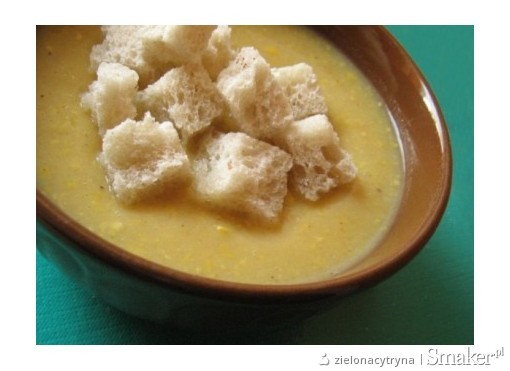Kremowa zupa z ziemniaków i kukurydzy
