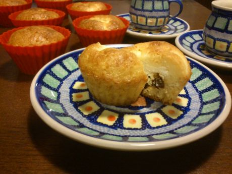 Przepis  babeczki  muffiny serowe z rodzynkami przepis