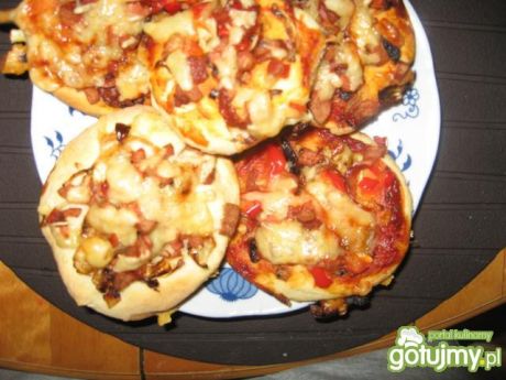 Przepis  mini pizza-czyli podrobione cebulaki przepis