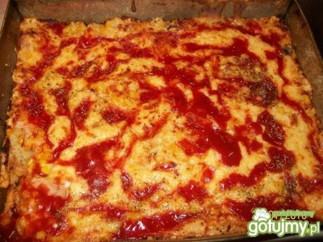 Przepis  pizza z szynką wg madi przepis