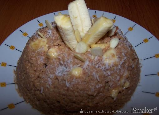 Jaglanka czekoladowo-kokosowa z bananami