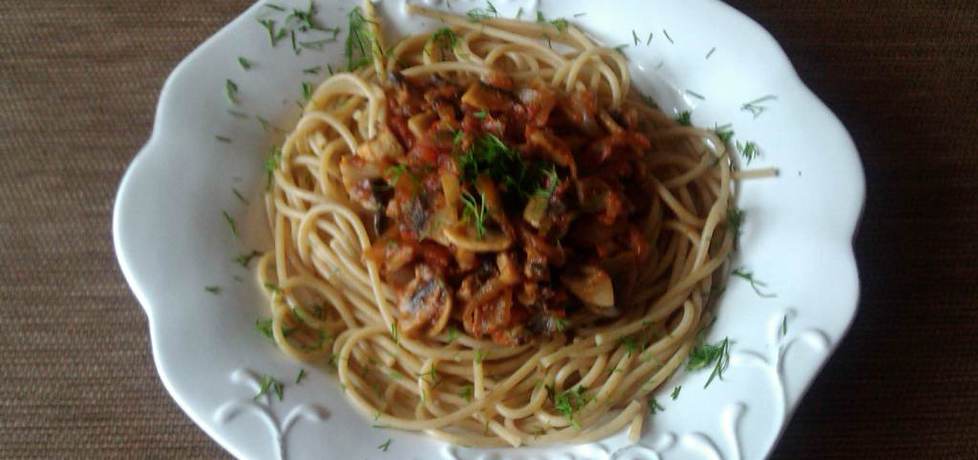 Makaron spaghetti z pieczarkami i pomidorami (autor: konczi ...