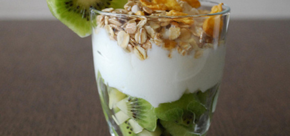 Musli z kiwi i jogurtem (autor: bitedelite)