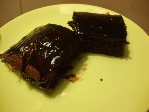 Przepis  ciasto kakaowe z polewą przepis