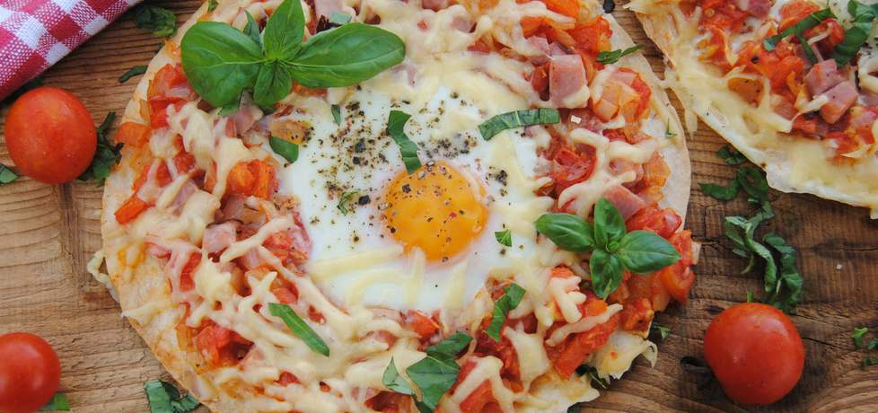 Tortille z jajkiem i pomidorową salsą (autor: jadwigajaga85 ...