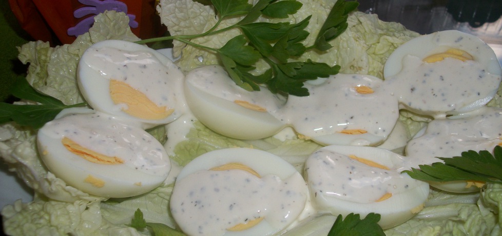 Jajka w sosie ziołowym (autor: pietruszka)