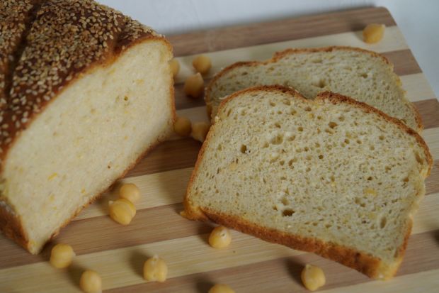 Przepis  chleb drożdżowy z ciecierzycą przepis