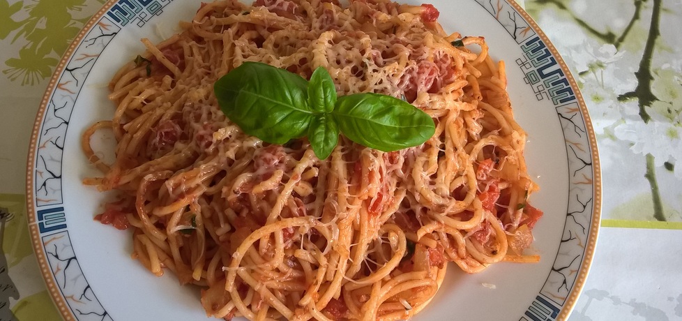 Spaghetti z sosem ze świeżych pomidorów (autor: ania321 ...