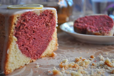 Ciasto cytrynowe z sercem red velvet