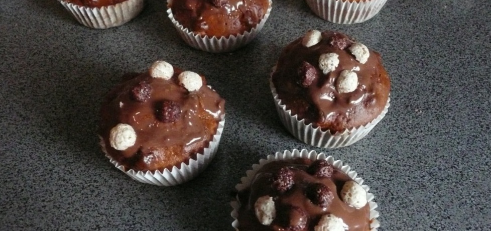Muffiny z kuleczkami nesquik (autor: elficzna)
