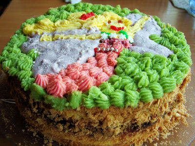 Kremowa dekoracja tortu calineczka