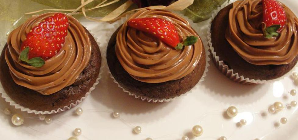 Cupcakes czekoladowe z kremem z nutelli (autor: alaaa ...