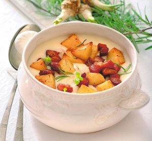 Zupa chrzanowa  prosty przepis i składniki