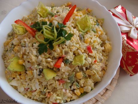 Sałatka z ryżem i kurczakiem  składniki