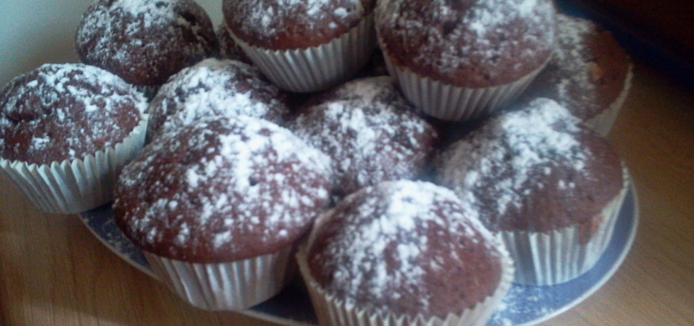 Muffinki czekoladowe z migdałami . (autor: smacznab ...