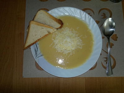 Zupa cebulowa