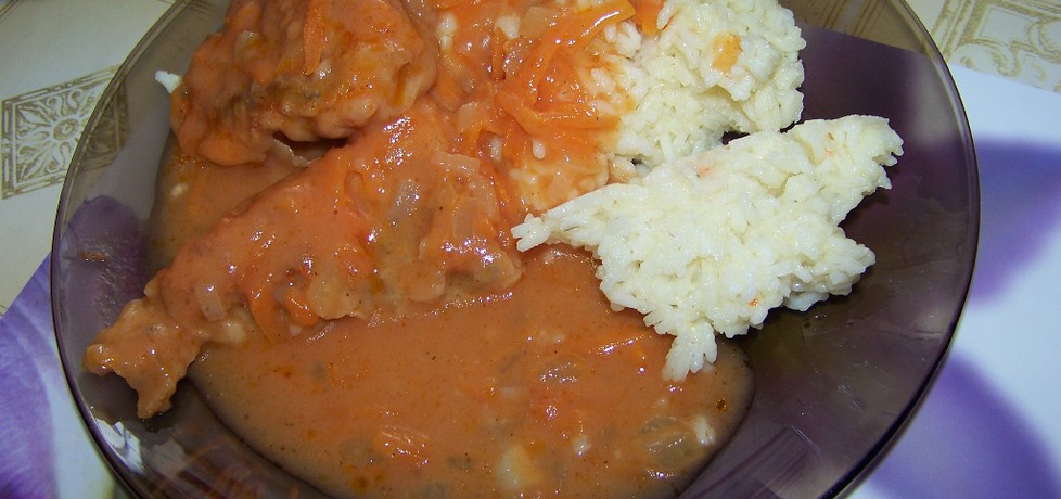Ryż z sosem pomidorowo-rybnym (autor: reniatka)