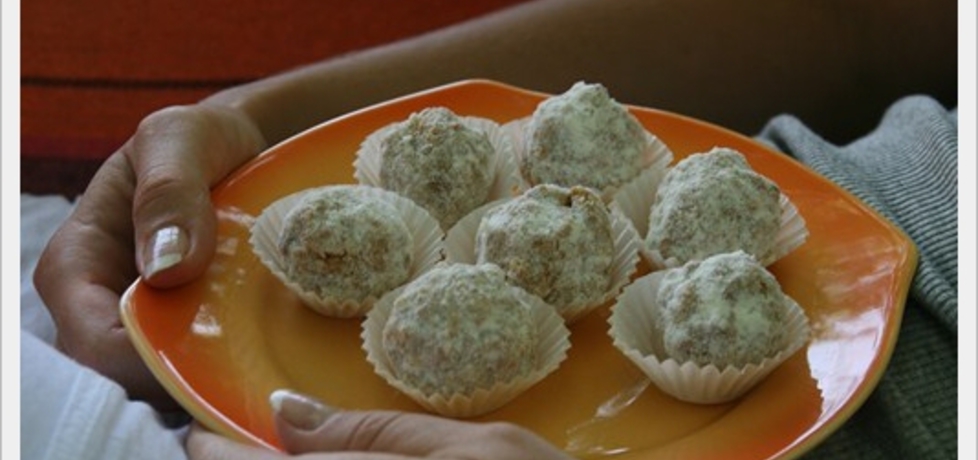 Trufle kokosowo-pomarańczowe (autor: russkaya)