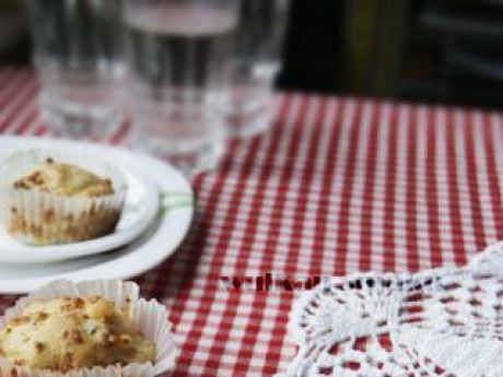 Przepis  muffinki z serem i brokułem przepis