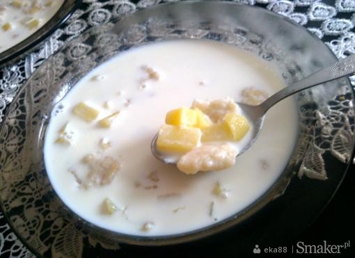 Zupa mleczna z zacierką