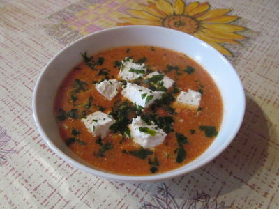 Zupa pomidorowa z fetą