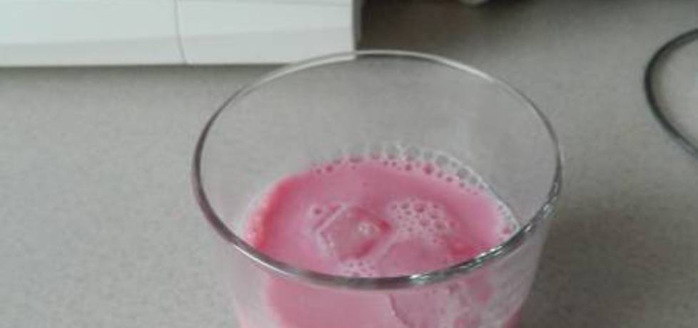 Drink różowa pantera. (autor: nogawkuchni)