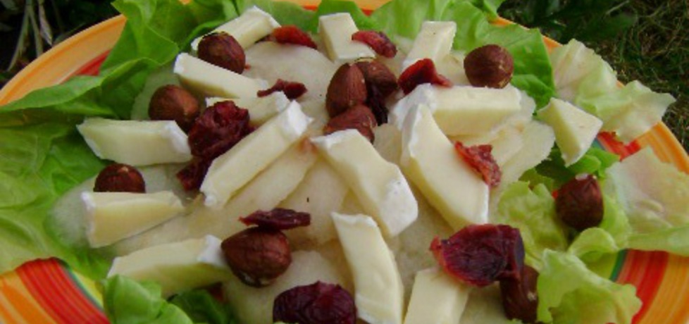 Sałatka owocowa z gruszką, serem i orzechami (autor: sylwiachmiel ...