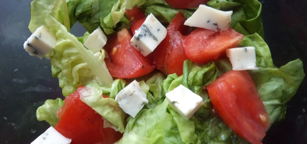 Sałatka z salaty , pomidora i sera lazur (autor: smacznab ...