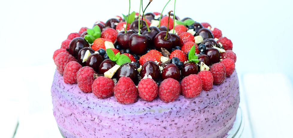 Tort jagodowy z owocami lata (autor: ola1984)