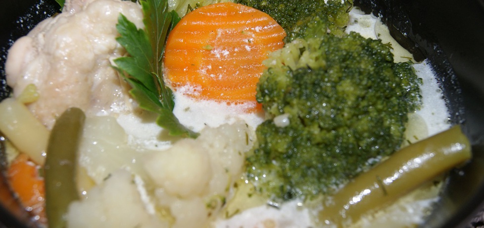 Zupa jarzynowa z brokułami i fasolką szparagową (autor: ana1 ...