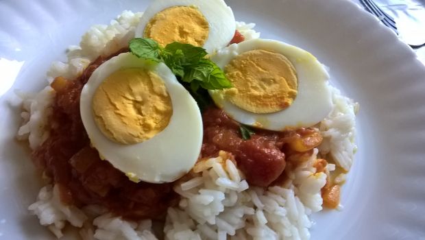 Przepis  curry z jajkami i ryżem przepis