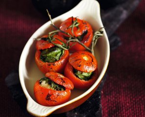 Pomidory pieczone z serem krzywonos