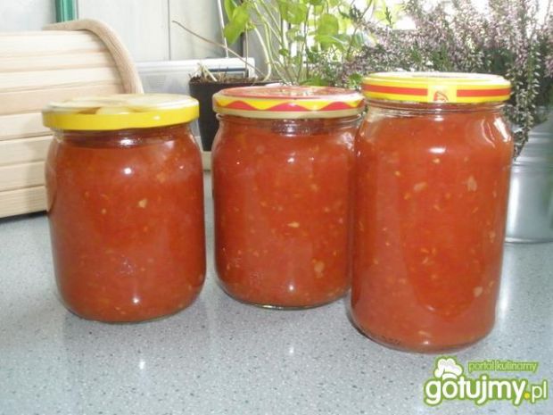 Przepis  sos pomidorowy z cukinią przepis