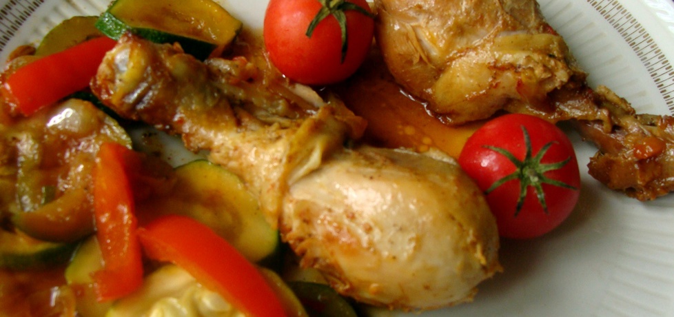 Kurczak w pomidorach (autor: iziona)