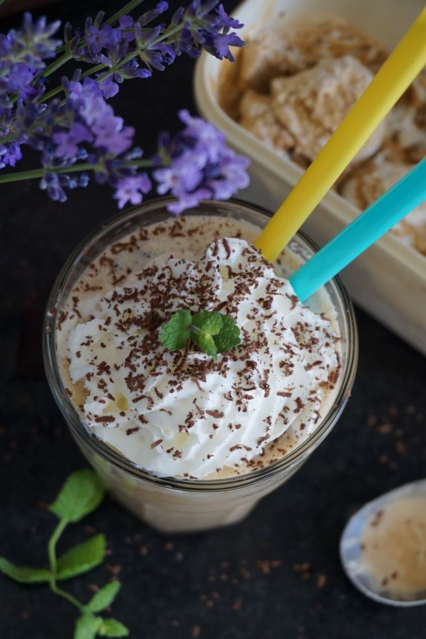 Przepis  coffee frappe (kawa mrożona) przepis