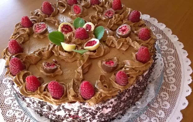 Przepis  tort czekoladowo-malinowy przepis