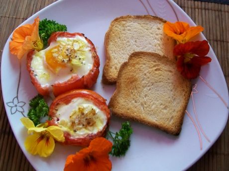 Przepis  jajka zapiekane w pomidorach przepis