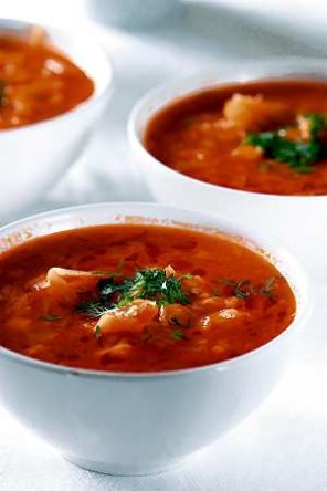 Zupa z mięsem soljanka  prosty przepis i składniki
